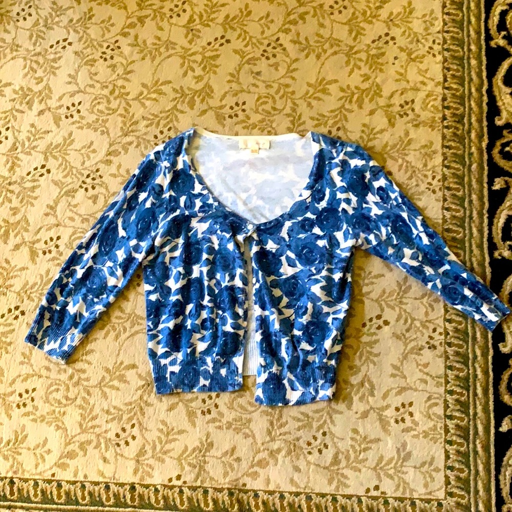 Blue and white rose cardigan, size XL